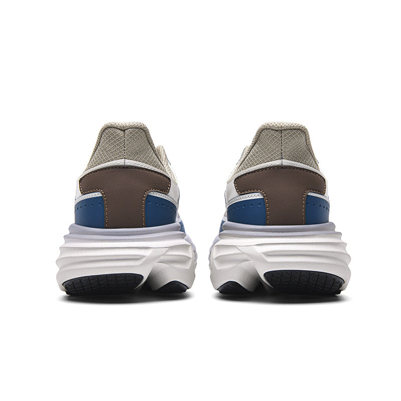 Color-blocked platform chunky sneakers for men, breathable, lightweight, non-slip casual running shoes.